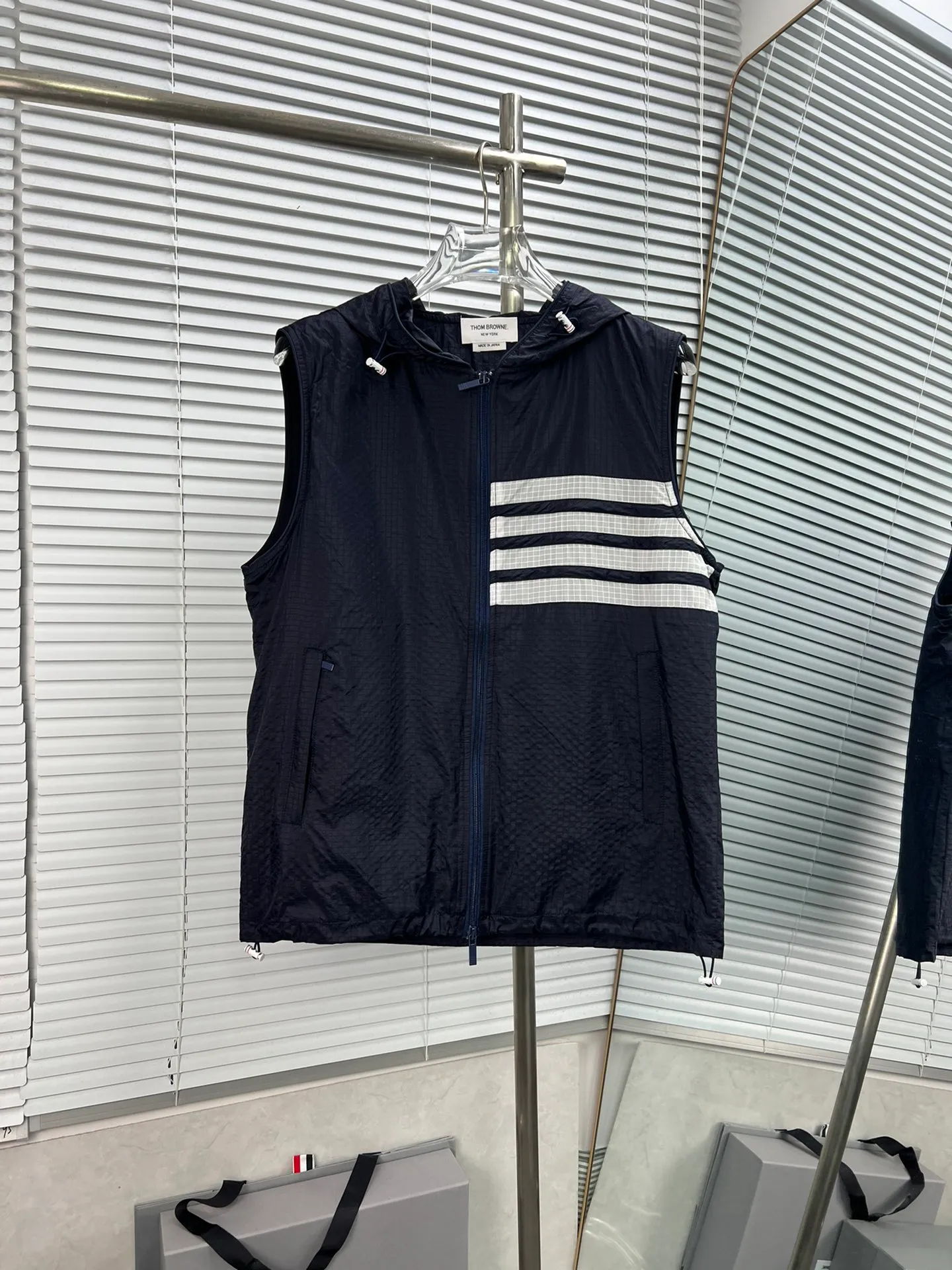 Thom Browne 24New Arrival ！ ， ， ，Breathable ， ； ：Gray Navy Blue White Sizes：1-5